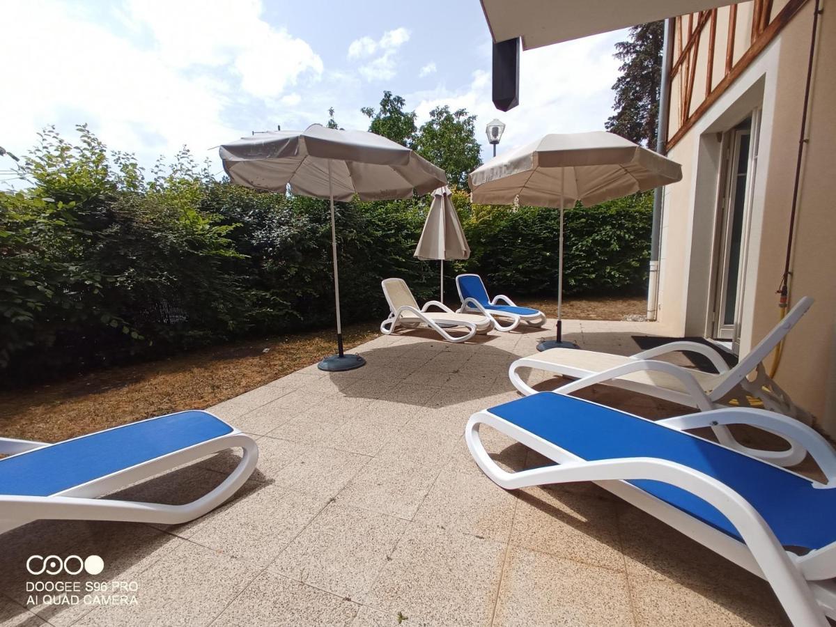 Bergheim Piscine Apartment Exterior photo